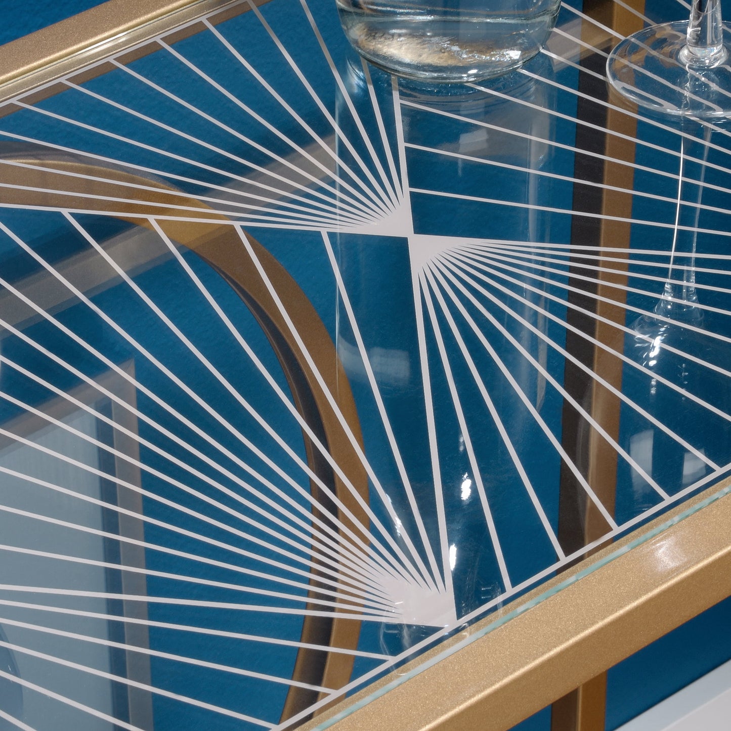 O Barwagen aus Glas mit Gold-Finish