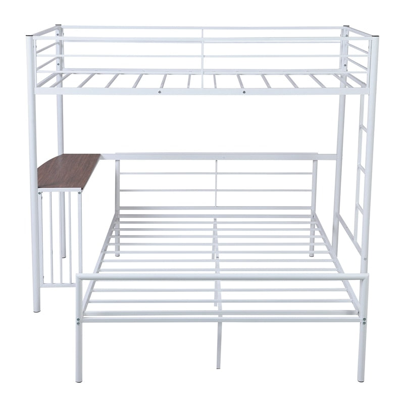 Zweibettzimmer über Vollmetall-Etagenbett mit Schreibtisch und Leiter
