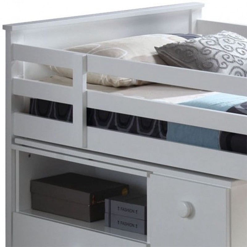 Hochbett mit Ablagen + Schreibtisch + Leiter