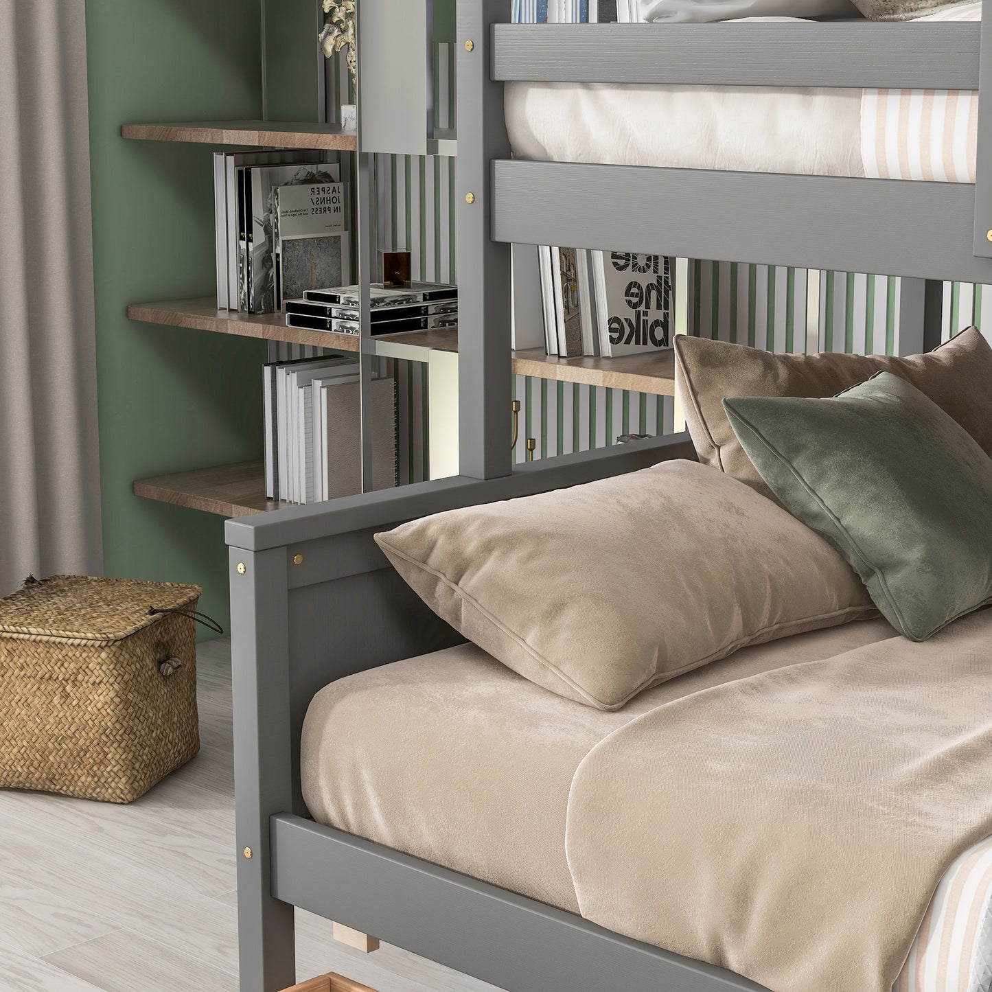 Twin-Over-Twin-Etagenbett mit Rutsche