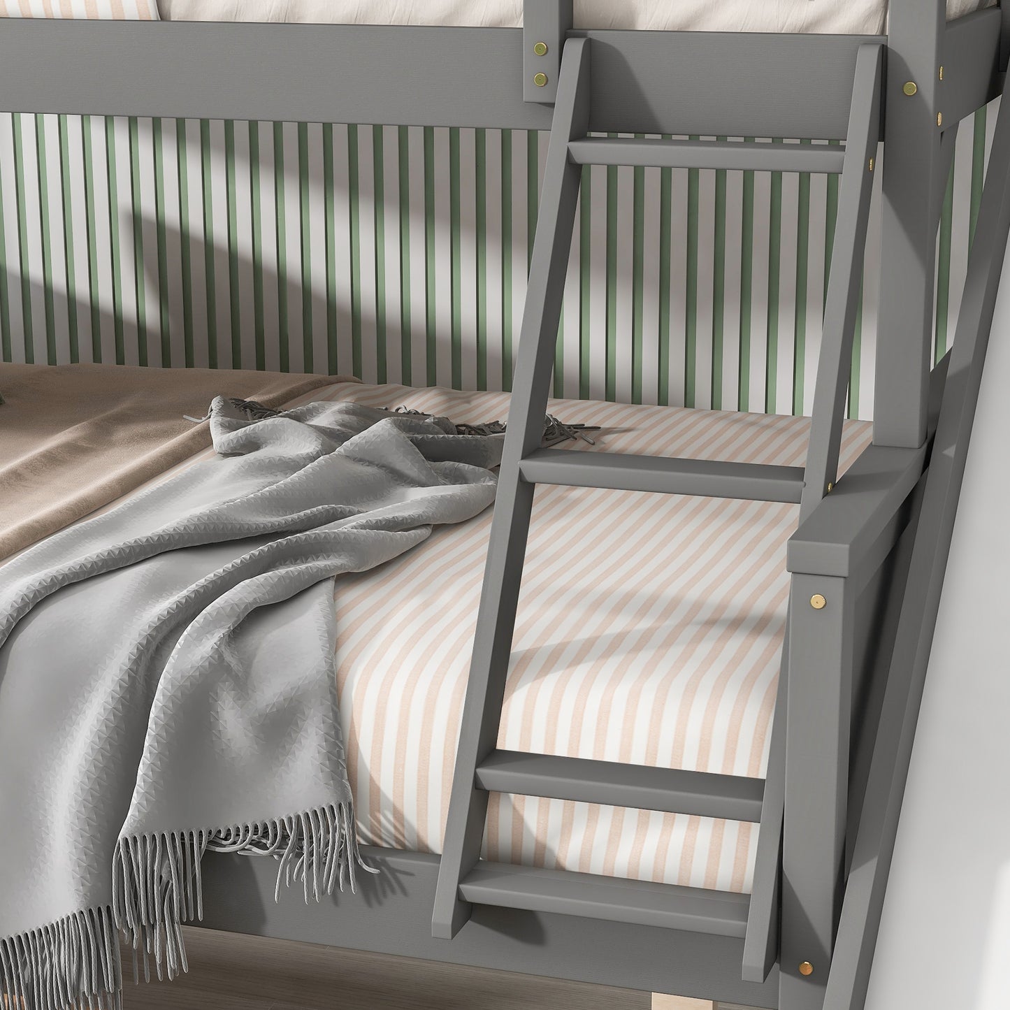 Twin-Over-Twin-Etagenbett mit Rutsche
